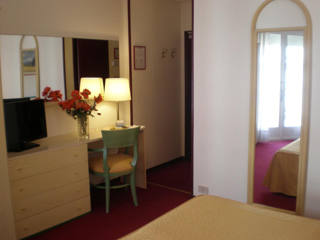 Hotel Majestic Lido di Jesolo Camera foto
