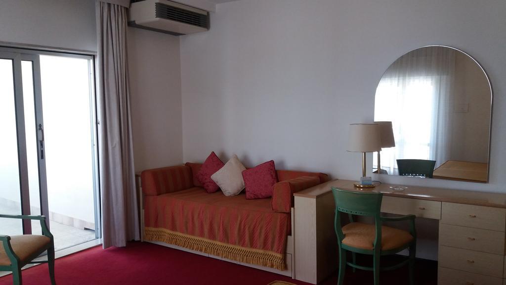Hotel Majestic Lido di Jesolo Esterno foto